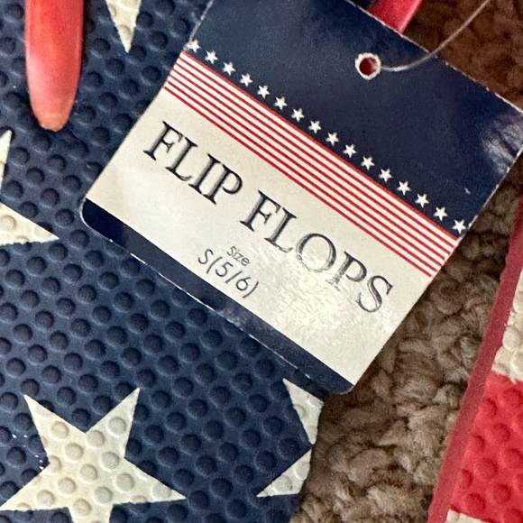 USA Women’s Stars & Stripes Foam Thong Flip Flop Sandals NWT small 5/6 - Picture 6 of 8